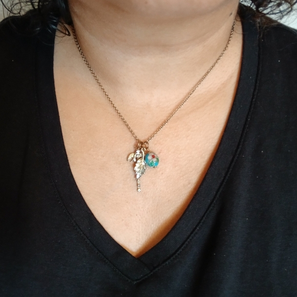 Multi Charm Nature Theme Gold Tone Chain Necklace - Tarnished - Picture 3 of 10